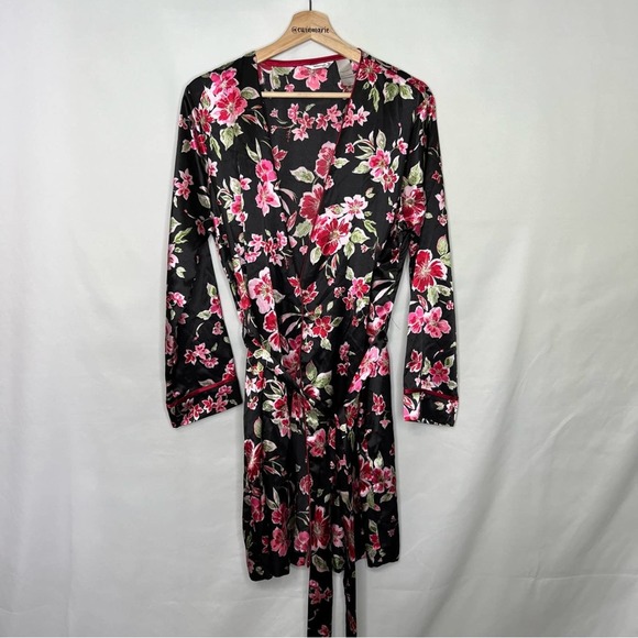 Adonna black / floral robe size medium - Picture 1 of 5